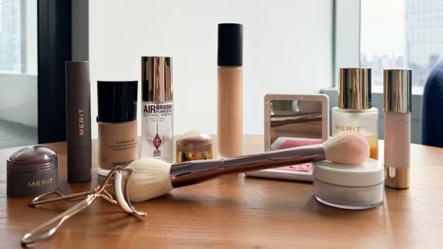 I tossed my expensive makeup to get rid of my acne. Here are the noncomedogenic products I use now